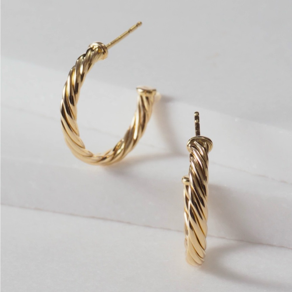 David Yurman CABLESPIRA® HOOP EARRINGS - Picture 2 of 3